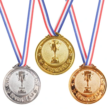 1 Золото Серебро Бронзовая награда Медаль победителя Награда Футбольное соревнование Призы Награда Медаль за сувенирный подарок На открытом воздухе Спортивные детские игрушки Изображение