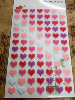 Довольно красочная фетровая наклейка радужного цвета с принтом сердца DIY Нетканая войлочная ткань Изображение