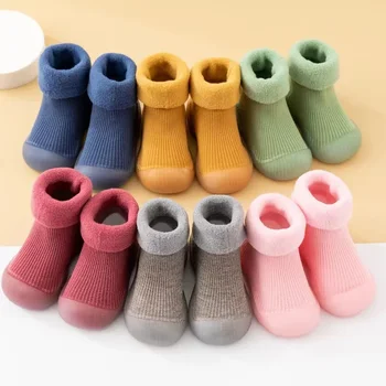 Новые утолщенные детские носки обувь зима супер теплые ботинки для малышей для мальчиков и девочек кроссовки для новорожденных в помещении обувь для пола обувь обувь Изображение
