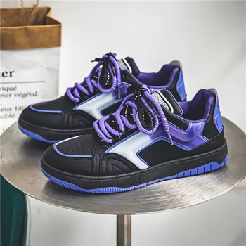 Уличная одежда Фиолетовая мужская обувь для скейтборда Модные кроссовки на открытой платформе Мужские модные дизайнерские туфли для скейтбординга на шнуровке Мужчина Изображение